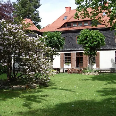 Dworek Saraswati Panzió 3*